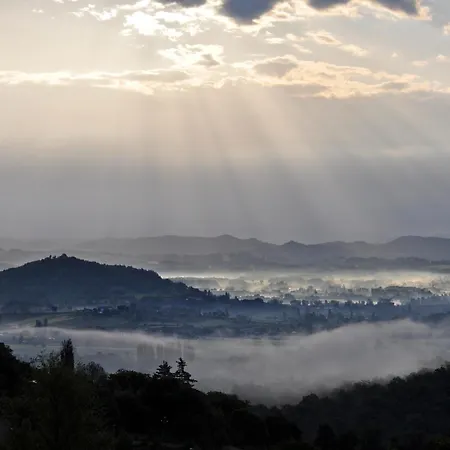 Villalugnano Casa de Campo *